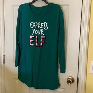 ❌SOLD❌Christmas night gown